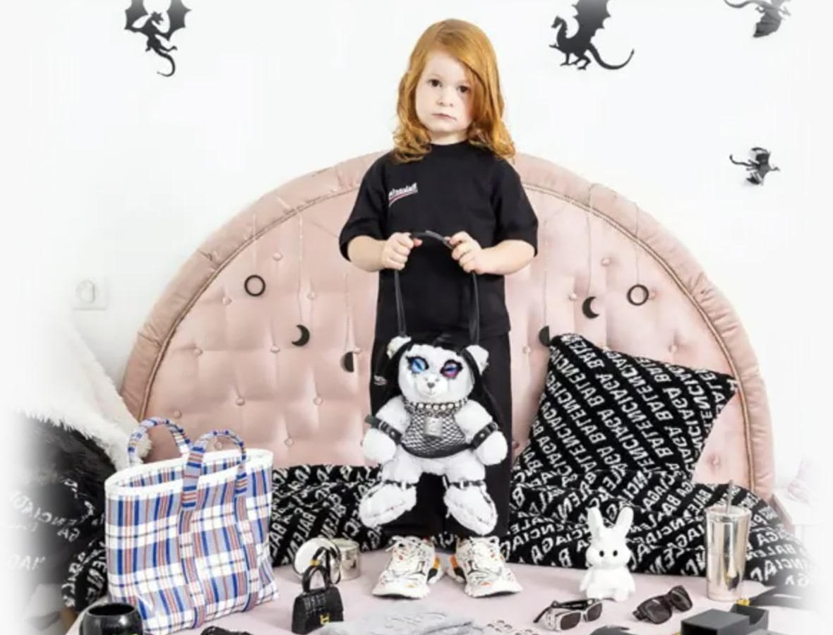 de-verborgen-werkelijkheid-achter-het-balenciaga-schandaal-2022-12-19