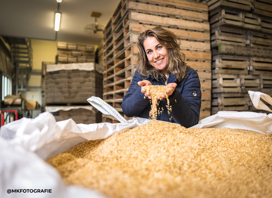 naakte-haver-verovert-het-bord